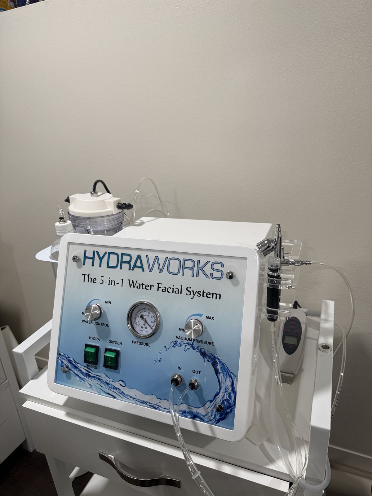 HydraWorks 5-in-1 Water Facial System at Libertyville Massage Therapy